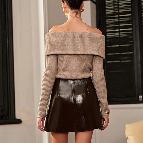 NWT Commense Versatile Zipper PU Leather Mini Skirt - Picture 2 of 2